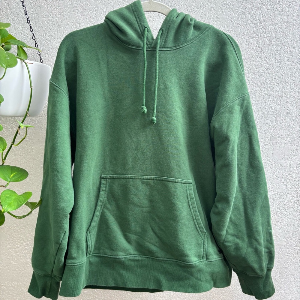 Aritzia TNA Terry Fleece Boyfriend Hoodie in Dark Emerald Green